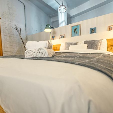 Апартаменти Loft-Style Ground Floor Flat Севілья Екстер'єр фото