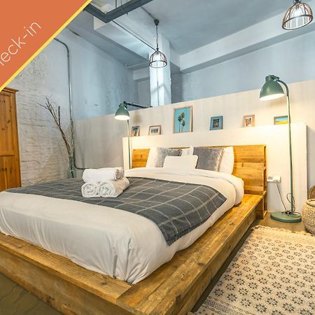 Апартаменти Loft-Style Ground Floor Flat Севілья Екстер'єр фото