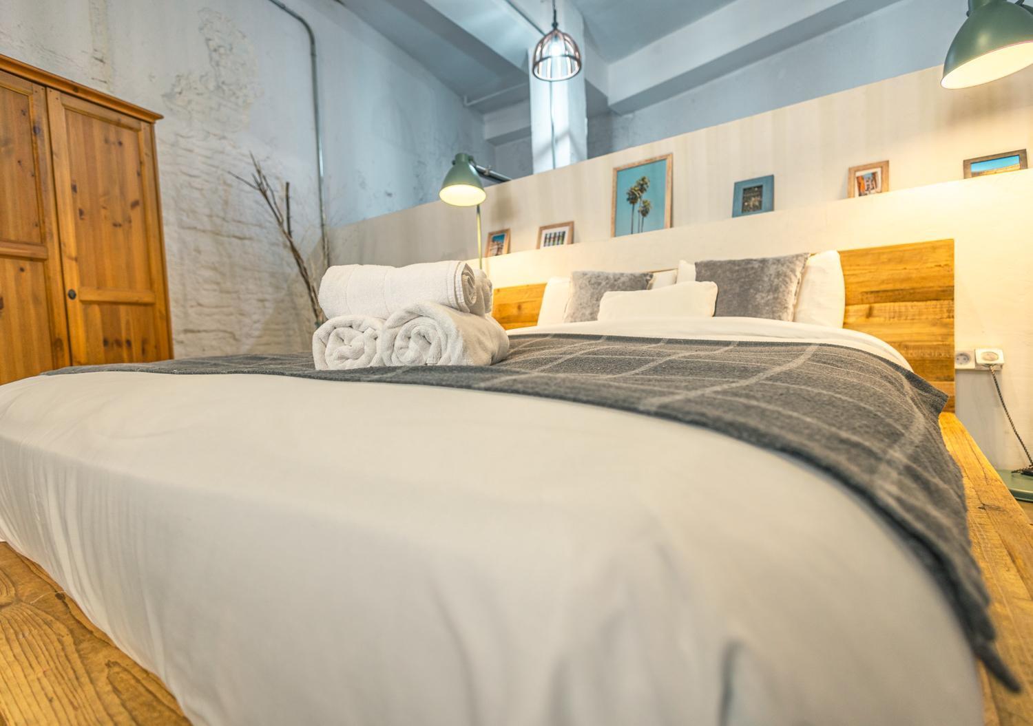 Апартаменти Loft-Style Ground Floor Flat Севілья Екстер'єр фото